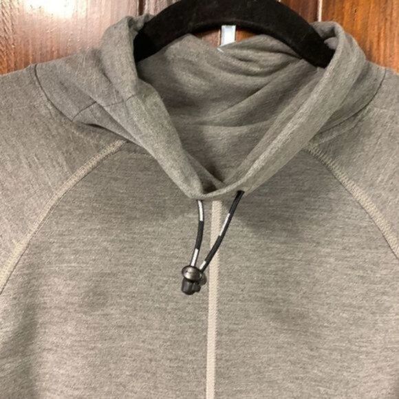 Nike Dri-Fit gray fitted sweatshirt size small - Picture 7 of 13